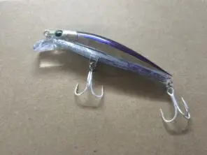 דמוי מינו שוקע 90mm 28g UV חיקוי ג'קסון סגושי