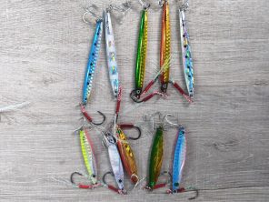 חבילת 10 ג'יגים 17-20 גרם צד אחורי – דמויי ג'יג מומלצים לדיג דגים טורפים בים בישראל | חנות דיג BABAJIG בתל אביב